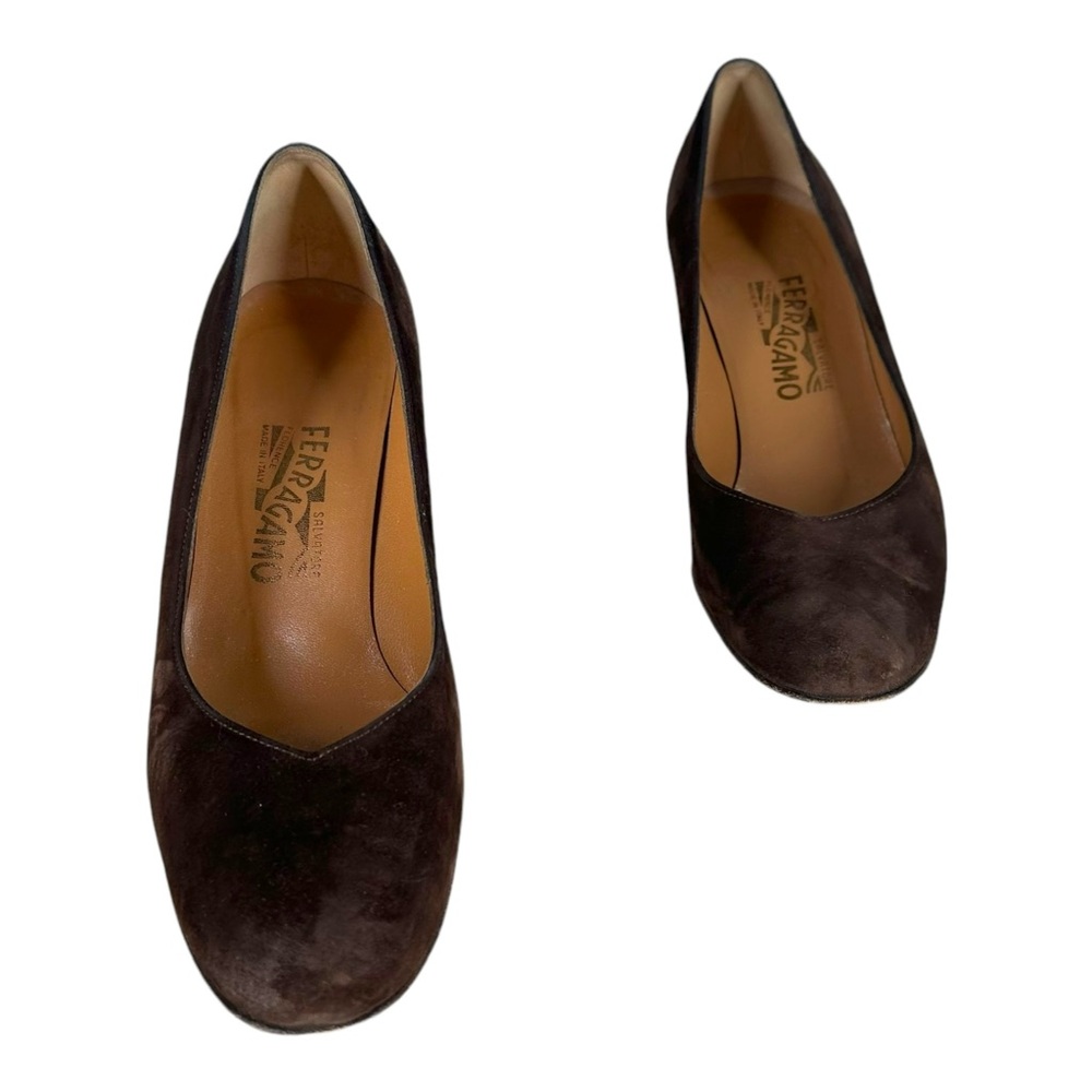 Salvatore Ferragamo Women’s 9 B Brown Suede Pumps VTG Vintage Tortoise Heel - Picture 2 of 13